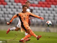 开云体育下载-北美球员代表本土成为友谊赛冠军