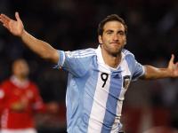 开云体育-希腊神话再现？那不勒斯防线在关键先生莱奥面前轰然倒塌