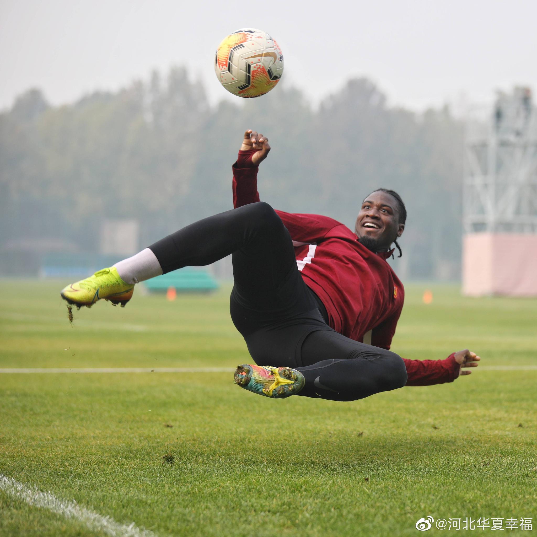 关于河北华夏幸福队员表现出色，积极备战的信息