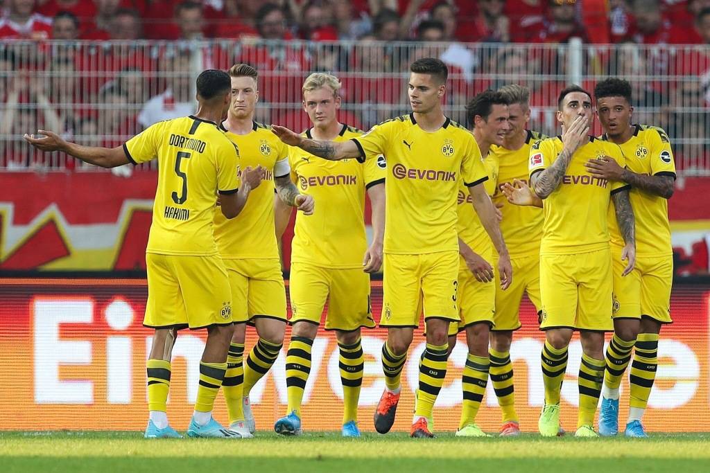 斯图加特连胜收官，球队士气如虹