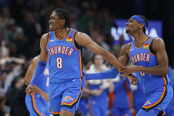 关于凯尔特人横扫雷霆，西亚卡姆惊艳四座的信息