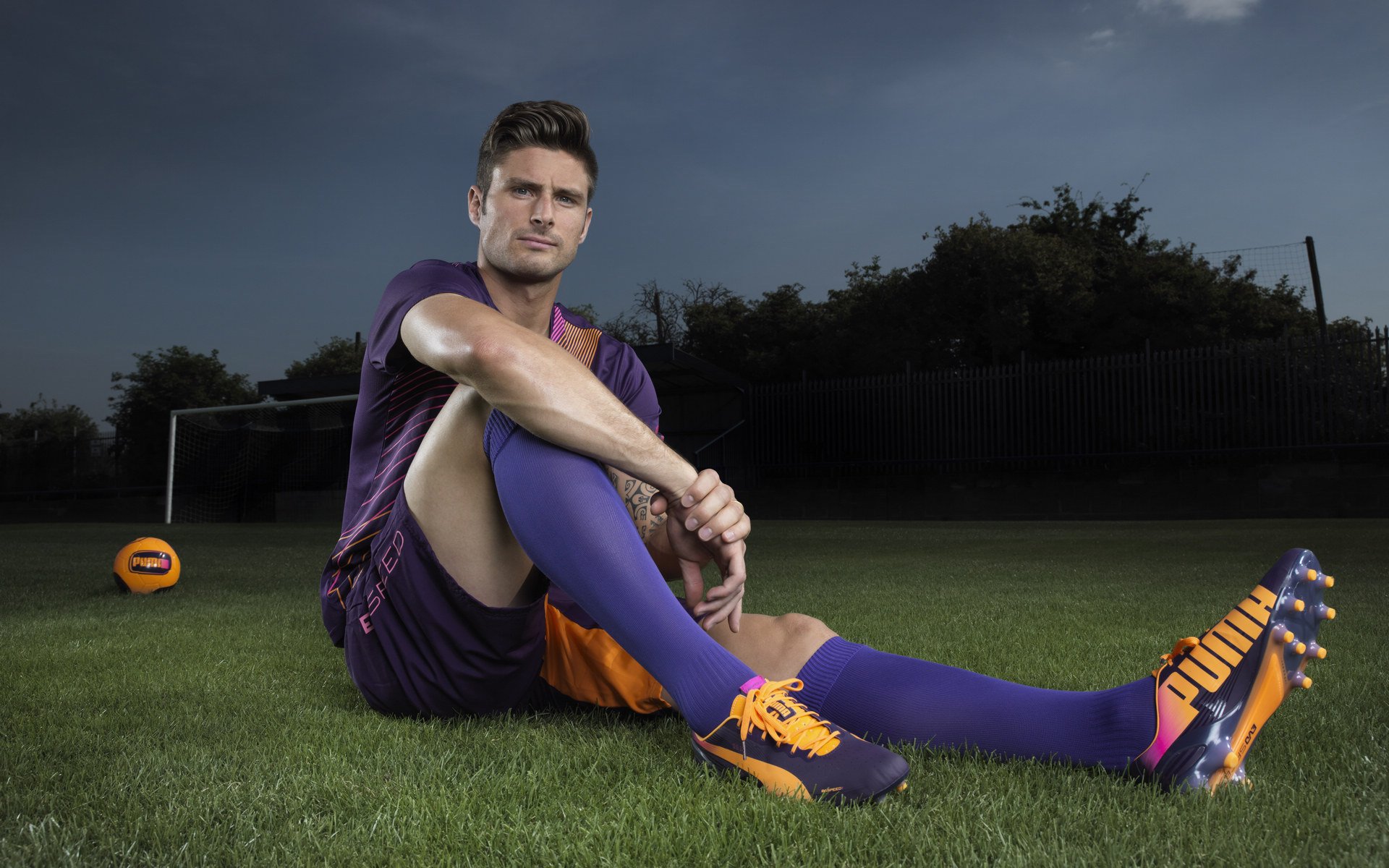 东方新星闪耀欧洲,李刚仁攻防统治,克罗地亚战术体系下的莱比锡红牛挑战